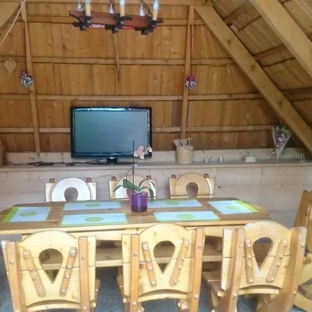 Anetka Homestay *