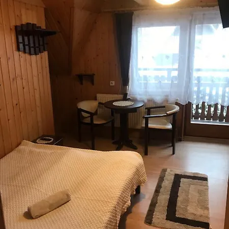 Anetka Quarto em Acomodações Particulares *